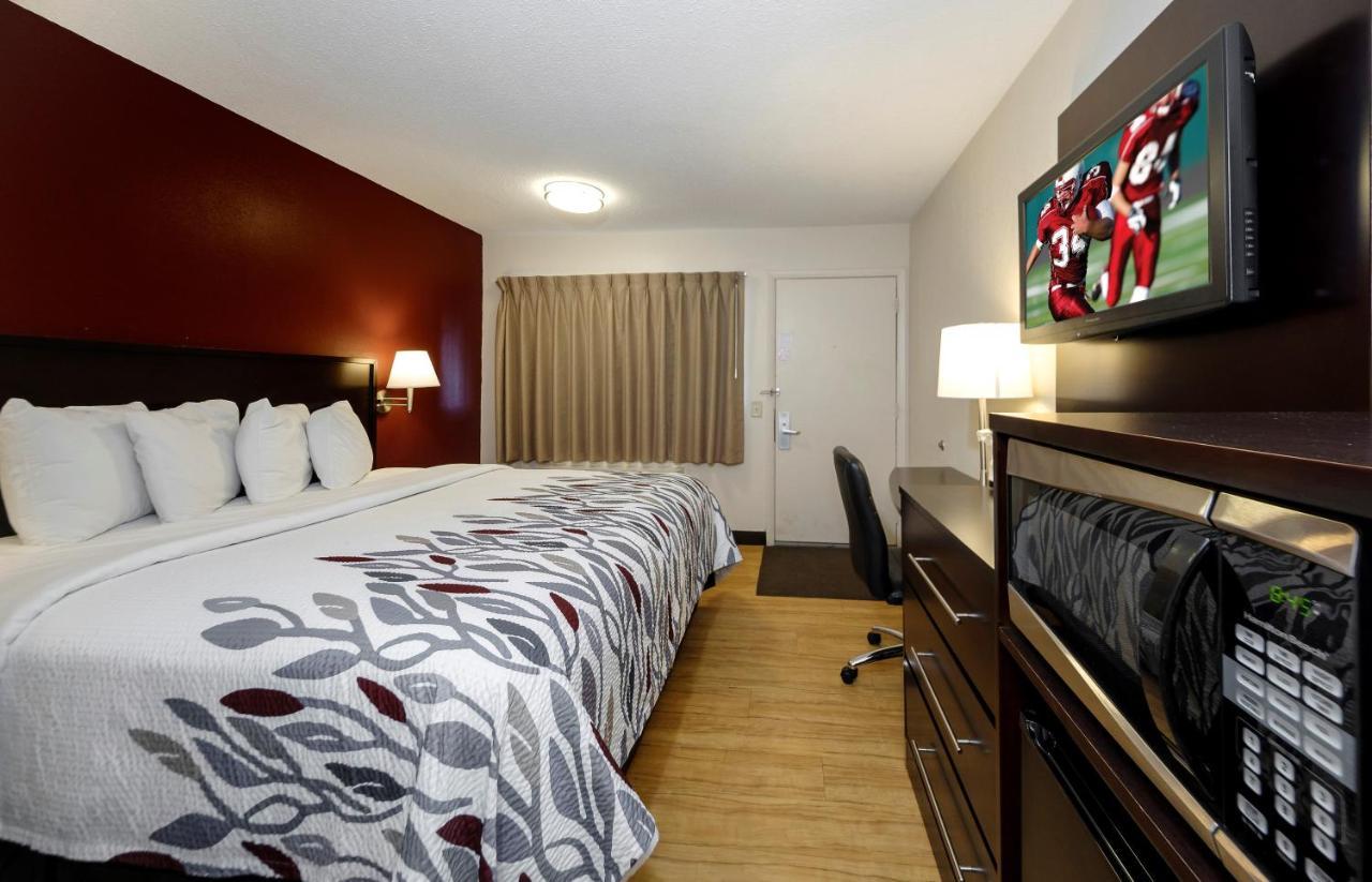 Red Roof East - Msu Motel 2*